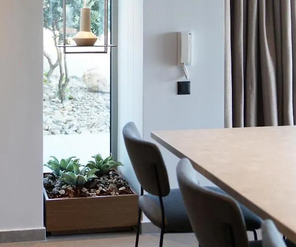 Agave Hill Luxury House